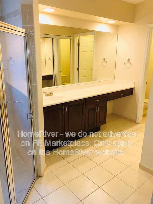 Do Not Miss Out - 1921 SE 15th St, Homestead, FL property image