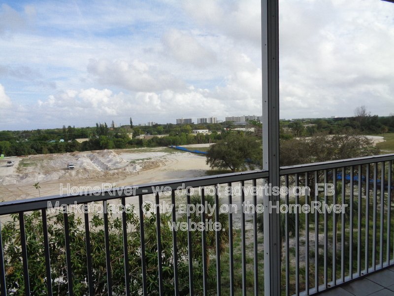 Move In Ready! - 5700 NW 2ND AVE APT 604, BOCA RATON FL 33487 property image