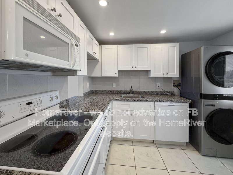 Move In Ready! - 5700 NW 2ND AVE APT 604, BOCA RATON FL 33487 property image