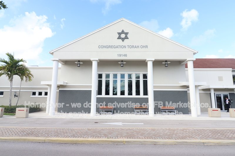 55+ Gated Community in Boca Raton! property image