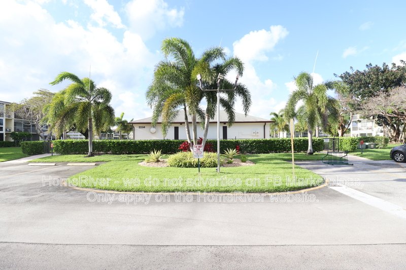 55+ Gated Community in Boca Raton! property image