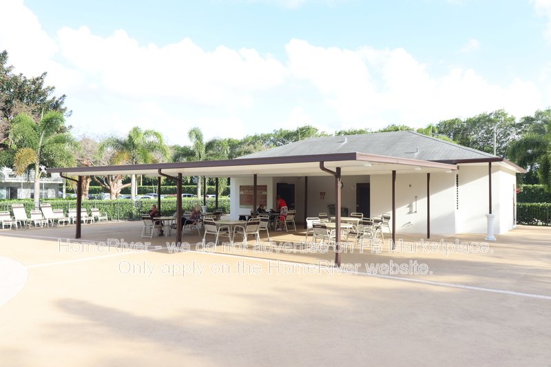 55+ Gated Community in Boca Raton! property image