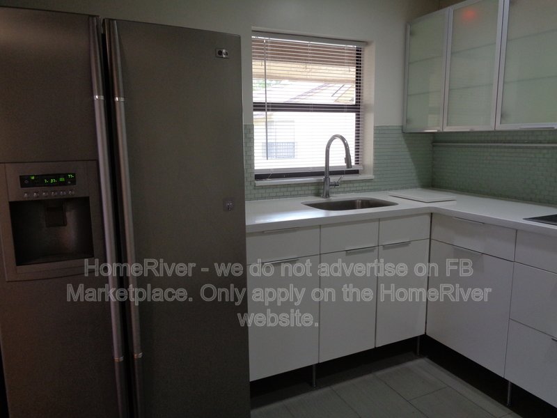 Enjoy lovely lake Views From Your Screened-in Balcony! property image