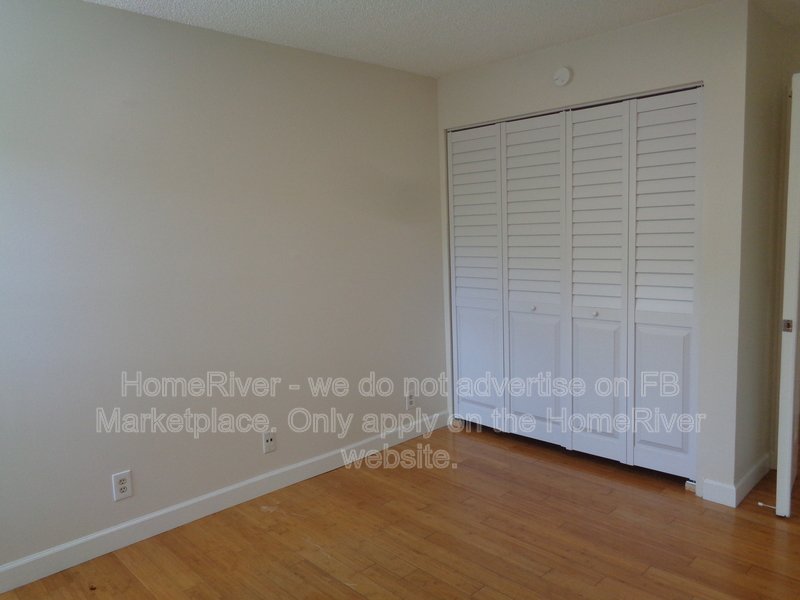 Enjoy lovely lake Views From Your Screened-in Balcony! property image