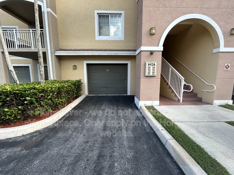 Luxury 2BR Condo with Garage and Pool View! property image