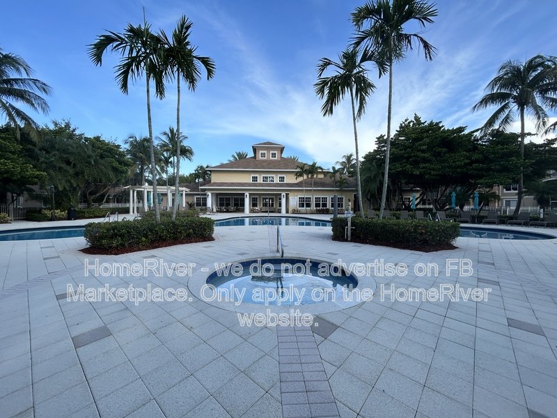 Luxury 2BR Condo with Garage and Pool View! property image