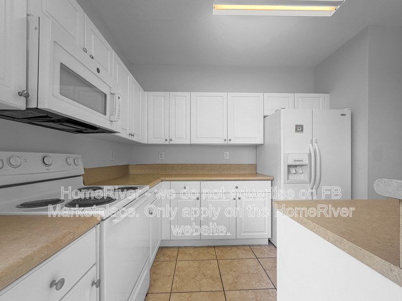 6-Month Lease on Beautiful 3BR/3BA Gated Townhome property image