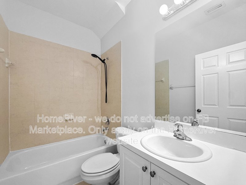6-Month Lease on Beautiful 3BR/3BA Gated Townhome property image